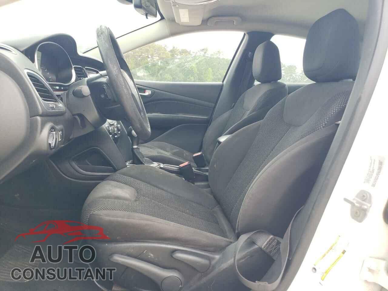 DODGE DART 2015 - 1C3CDFAA0FD375372