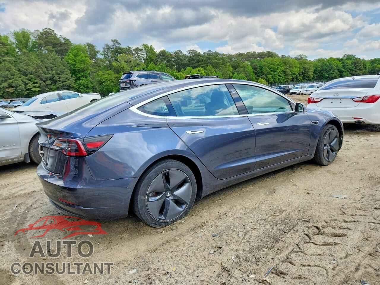 TESLA MODEL 3 2018 - 5YJ3E1EA3JF153710