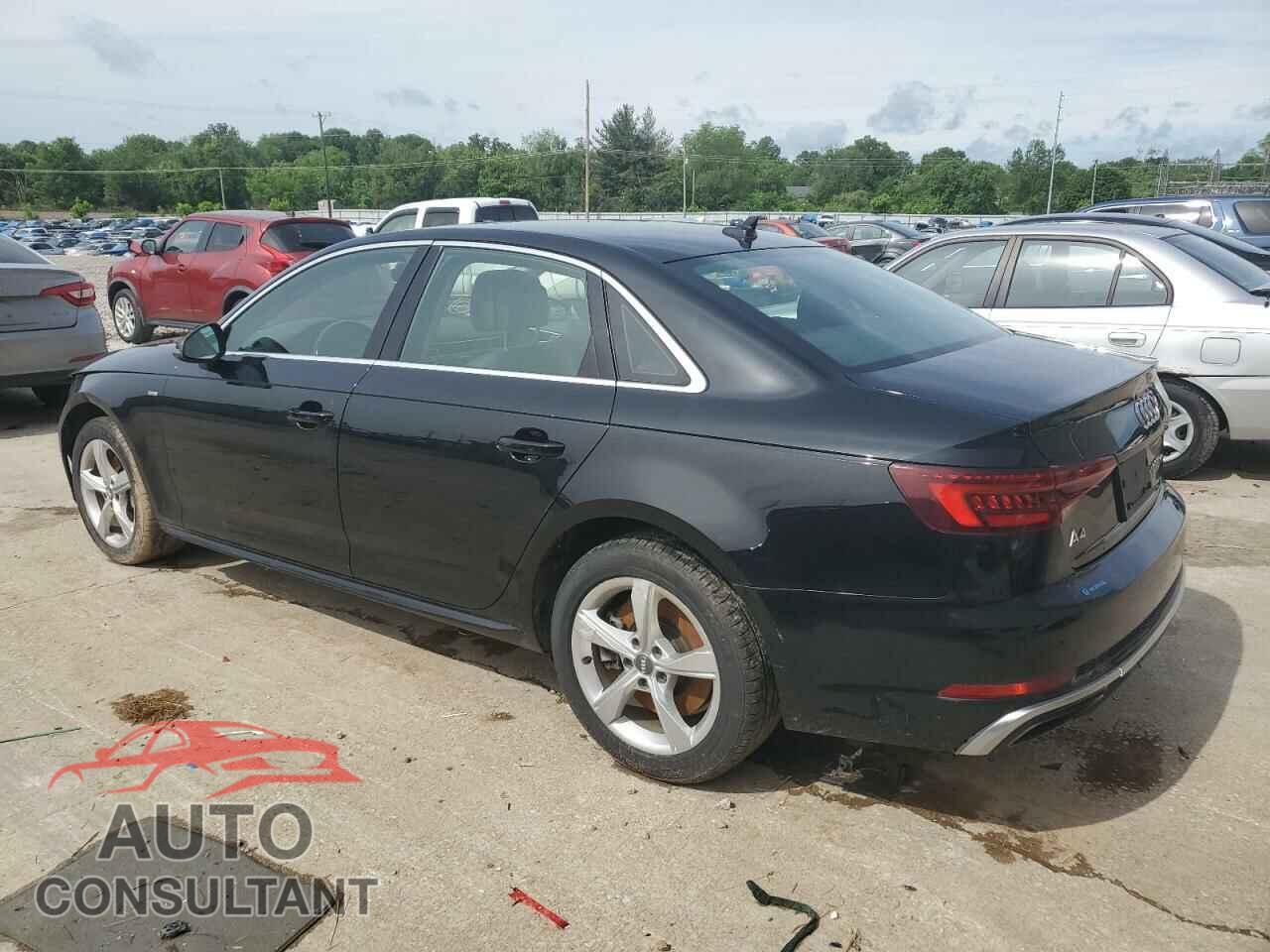 AUDI A4 2019 - WAUDNAF41KA103876