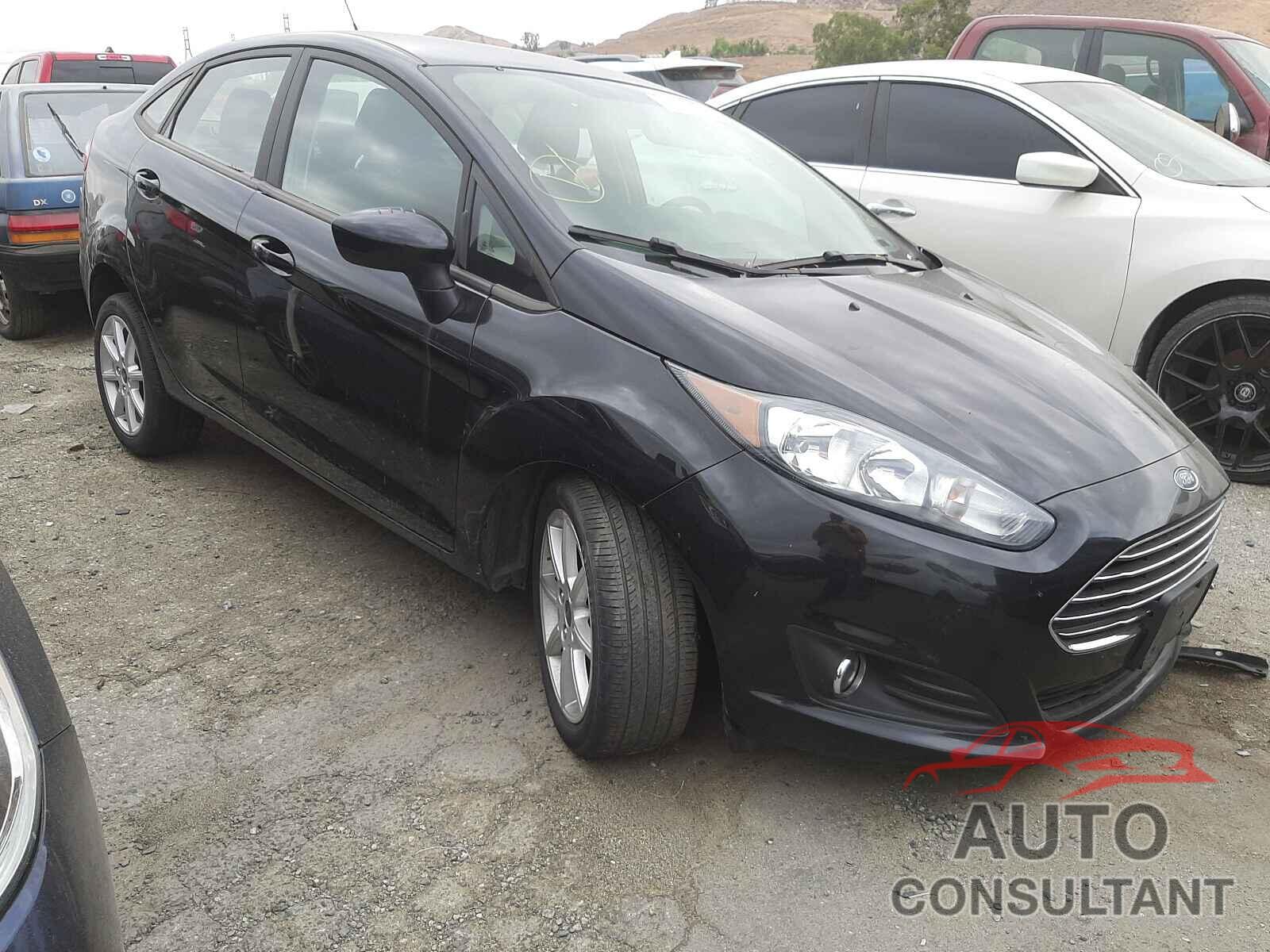 FORD FIESTA 2019 - 3FADP4BJ8KM143939