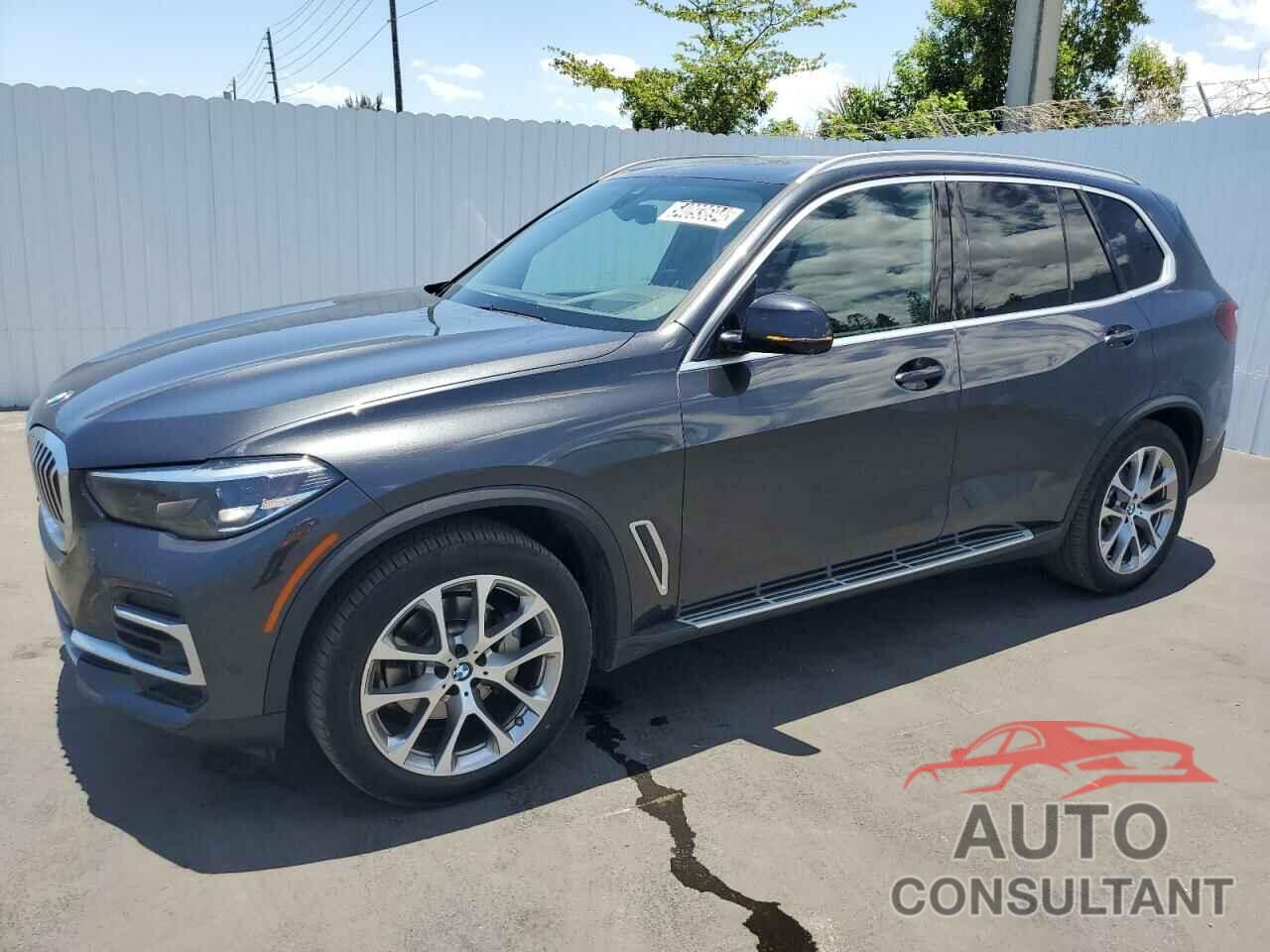 BMW X5 2023 - 5UXCR6C08P9P57105