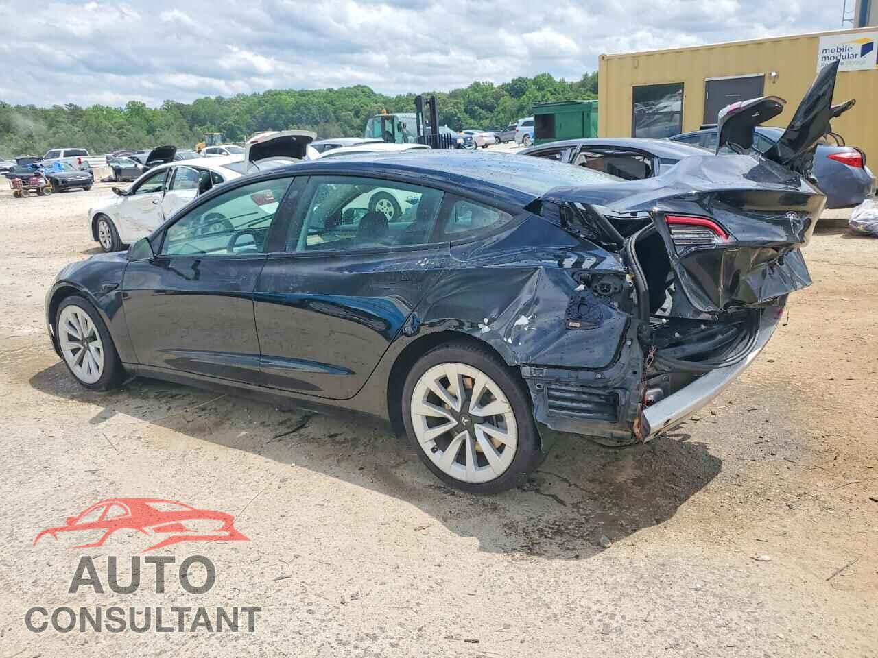 TESLA MODEL 3 2022 - 5YJ3E1EA3NF184705