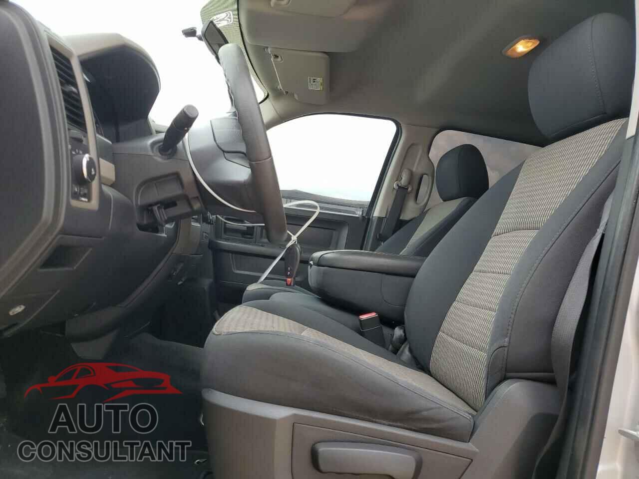 DODGE RAM 1500 2012 - 1C6RD7KT1CS340348