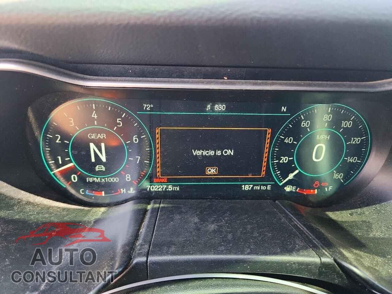 FORD MUSTANG 2019 - 1FA6P8CF1K5192996