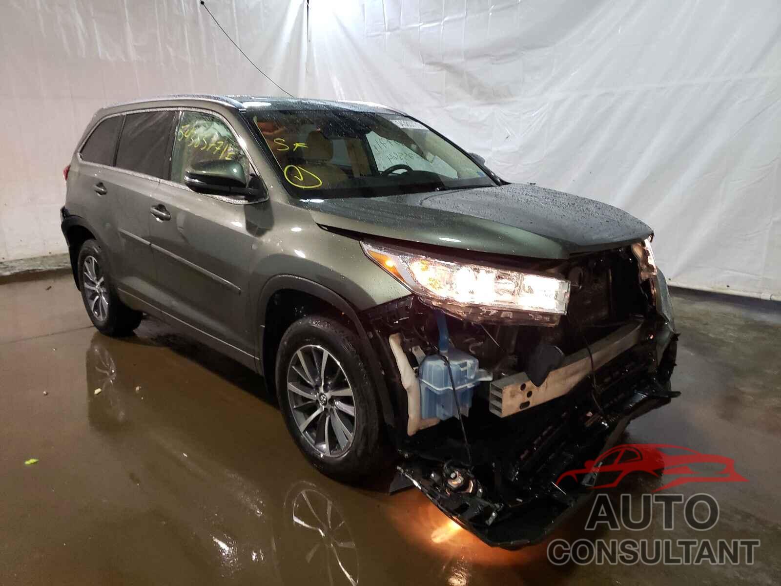 TOYOTA HIGHLANDER 2018 - 5TDJZRFH1JS491527