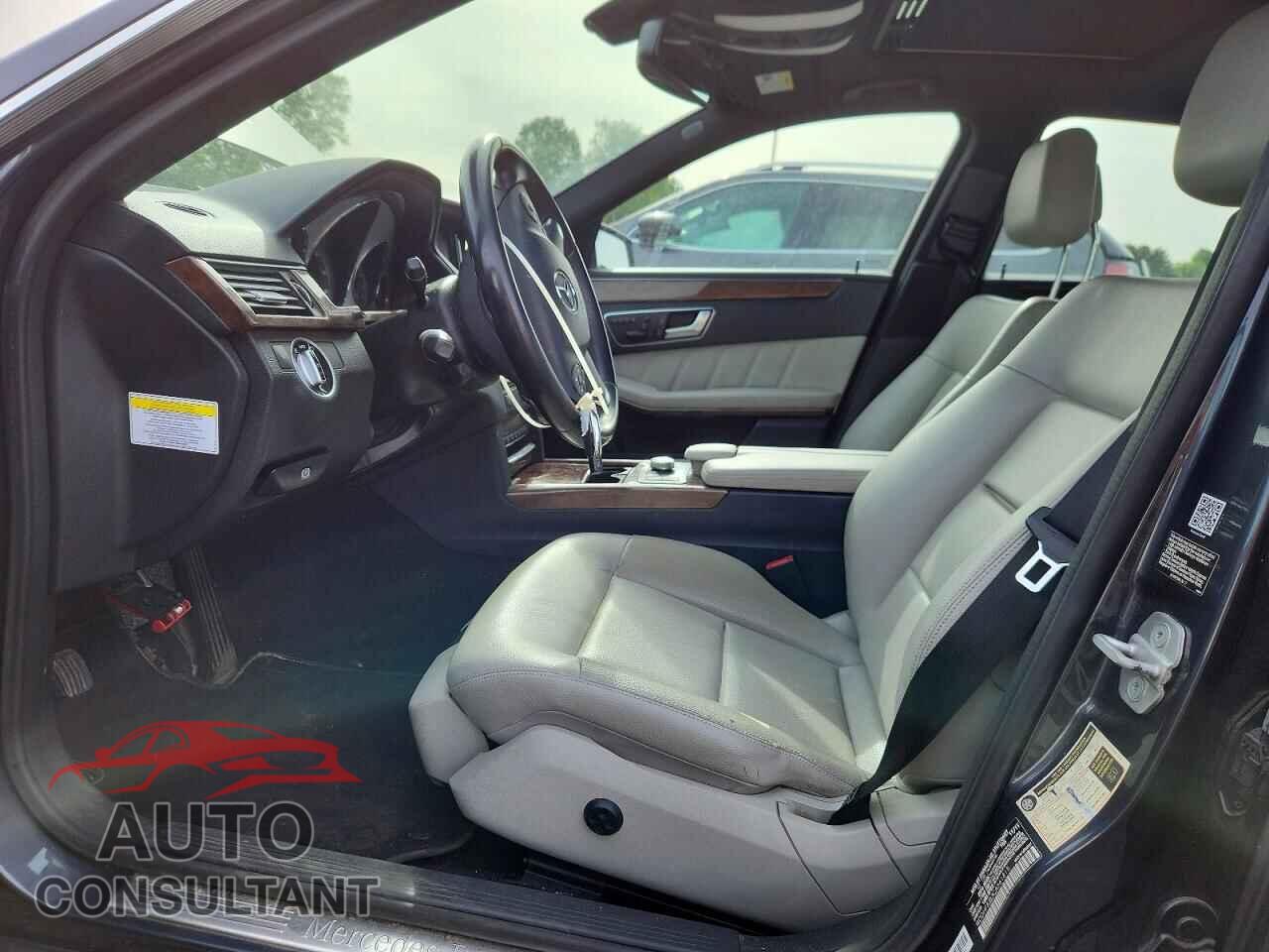 MERCEDES-BENZ E-CLASS 2012 - WDDHF8JB3CA561815