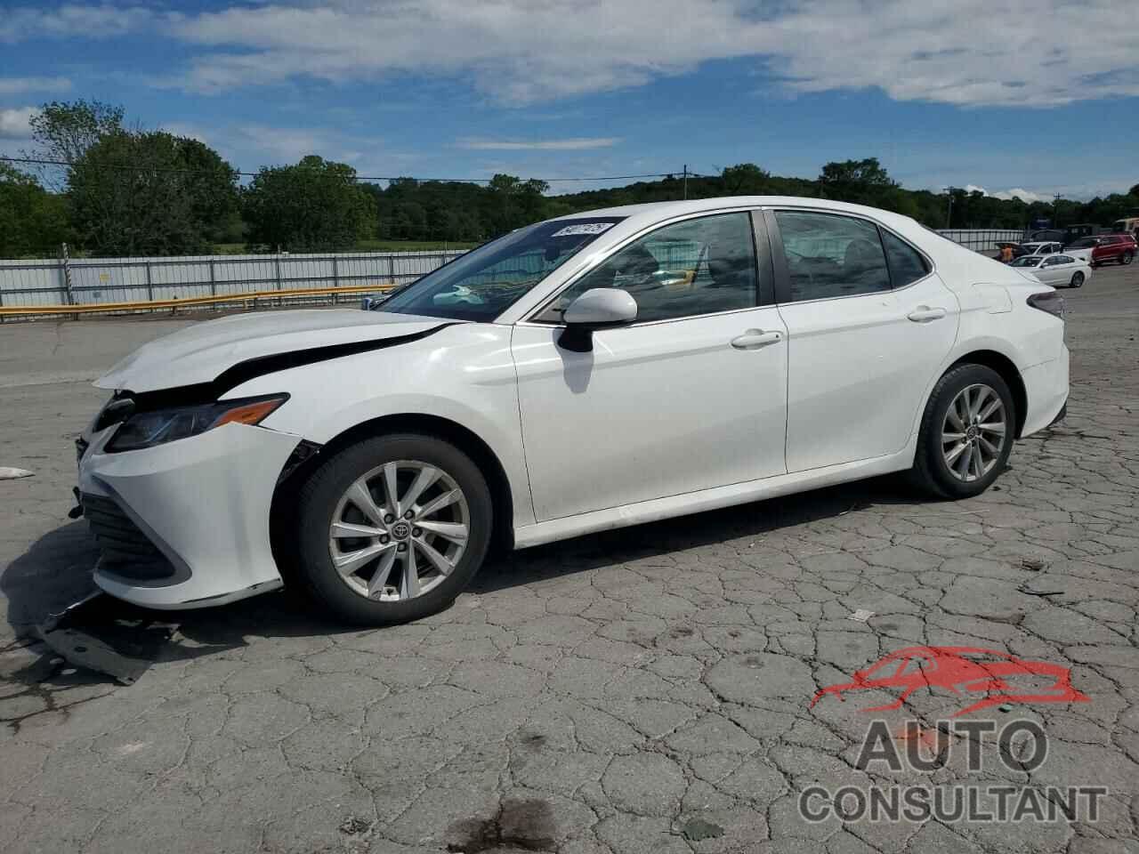 TOYOTA CAMRY 2021 - 4T1C11AK8MU440137