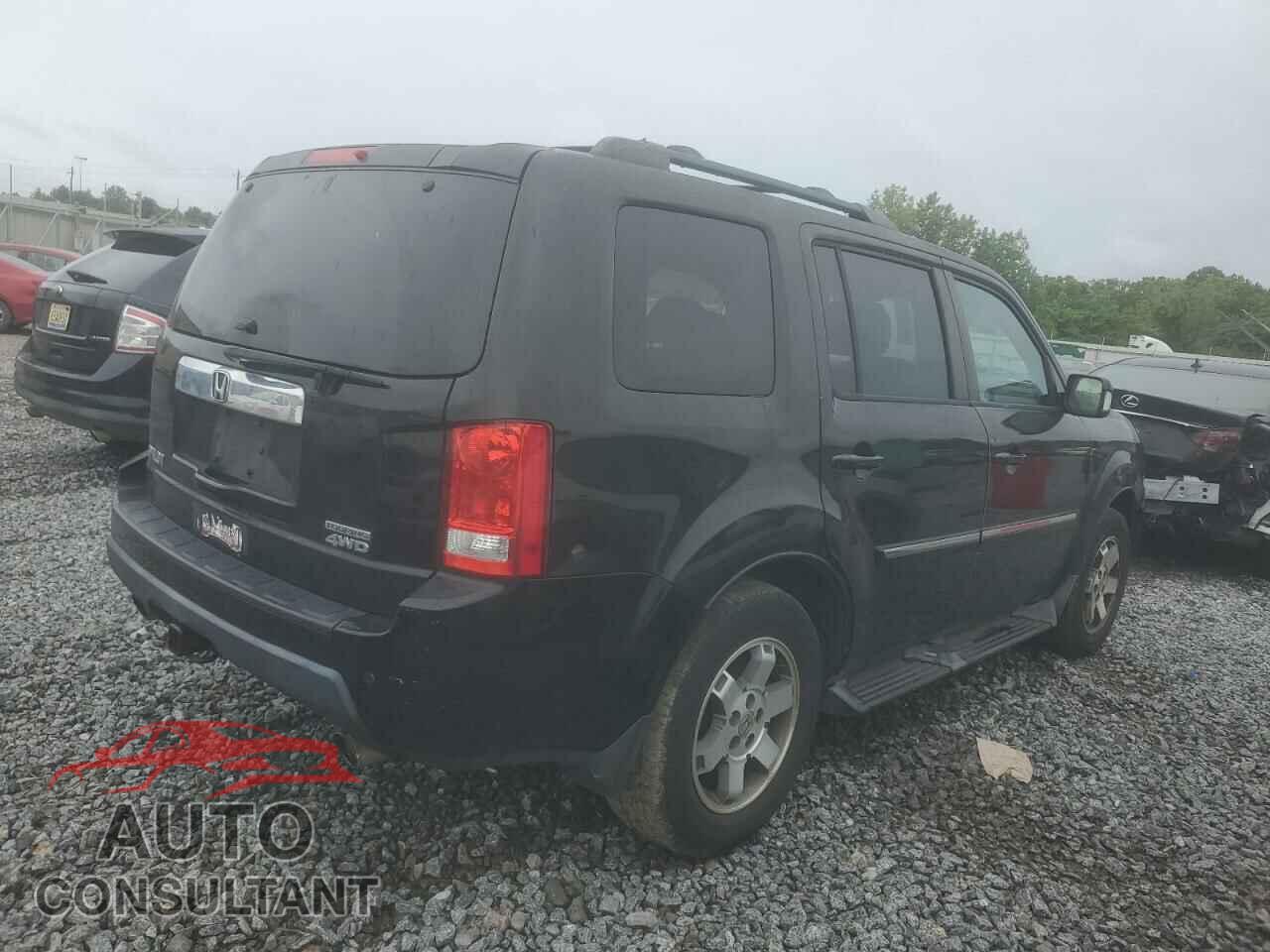 HONDA PILOT 2011 - 5FNYF4H96BB096278