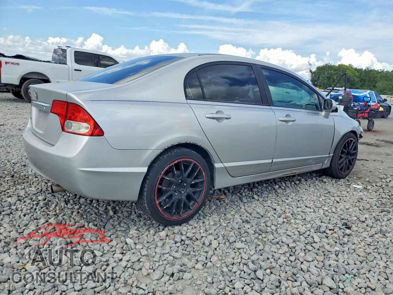 HONDA CIVIC 2011 - 19XFA1F58BE041387