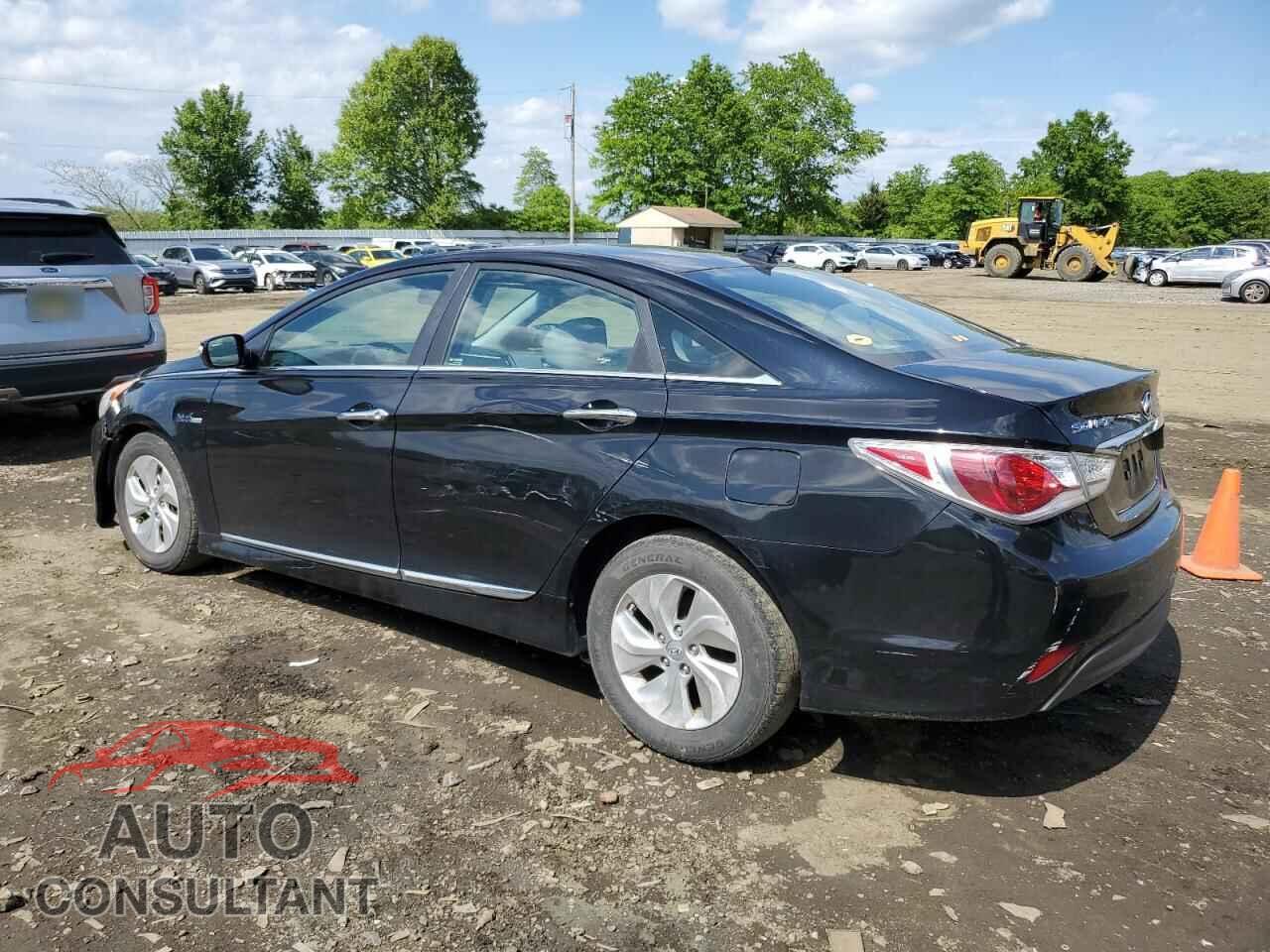 HYUNDAI SONATA 2013 - KMHEC4A45DA084446