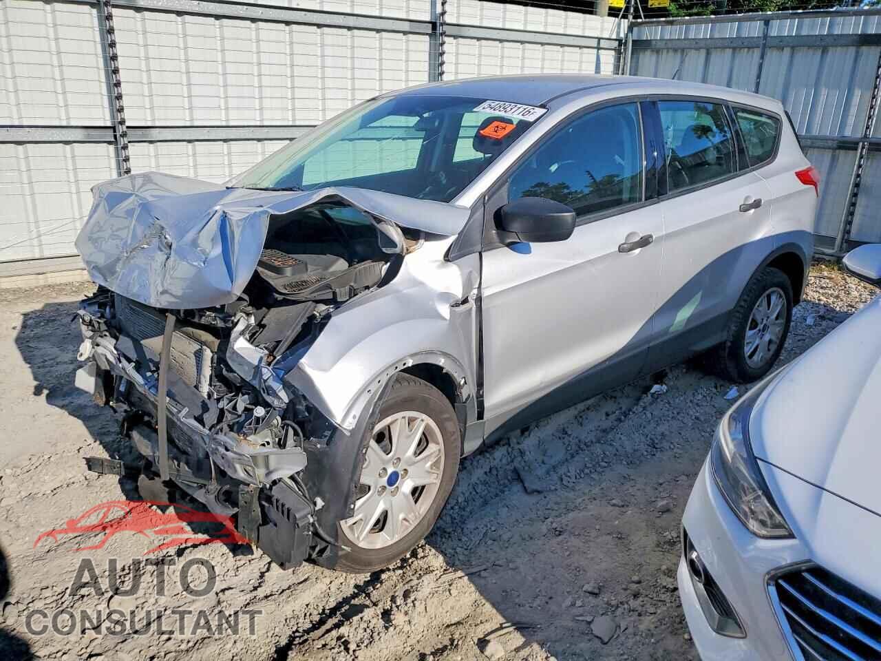 FORD ESCAPE 2016 - 1FMCU0F75GUB53672