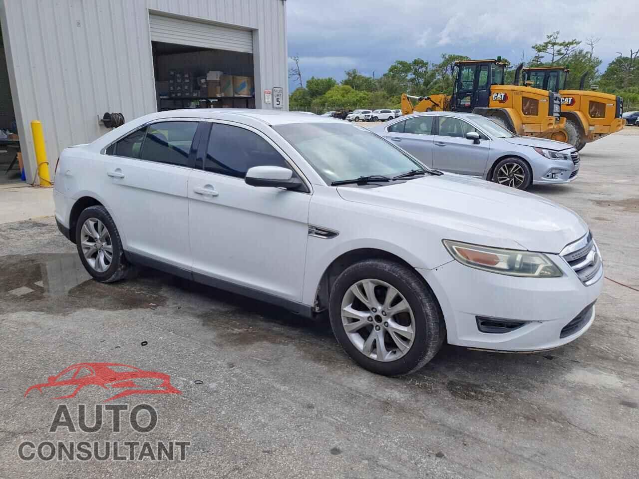 FORD TAURUS 2011 - 1FAHP2EW9BG101139