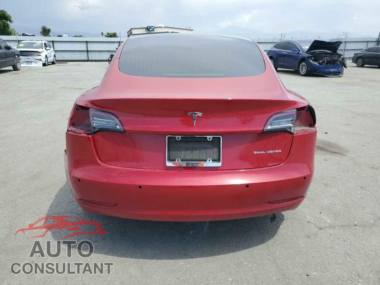 TESLA MODEL 3 2019 - 5YJ3E1EB2KF496731