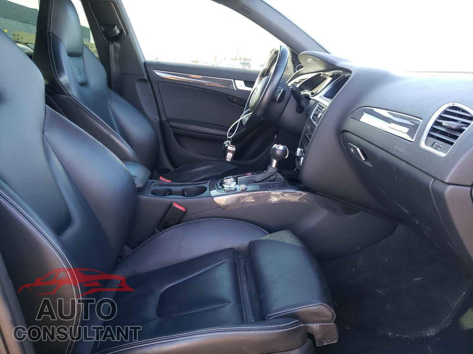 AUDI S4/RS4 2016 - WAUFGCFL1GA011633