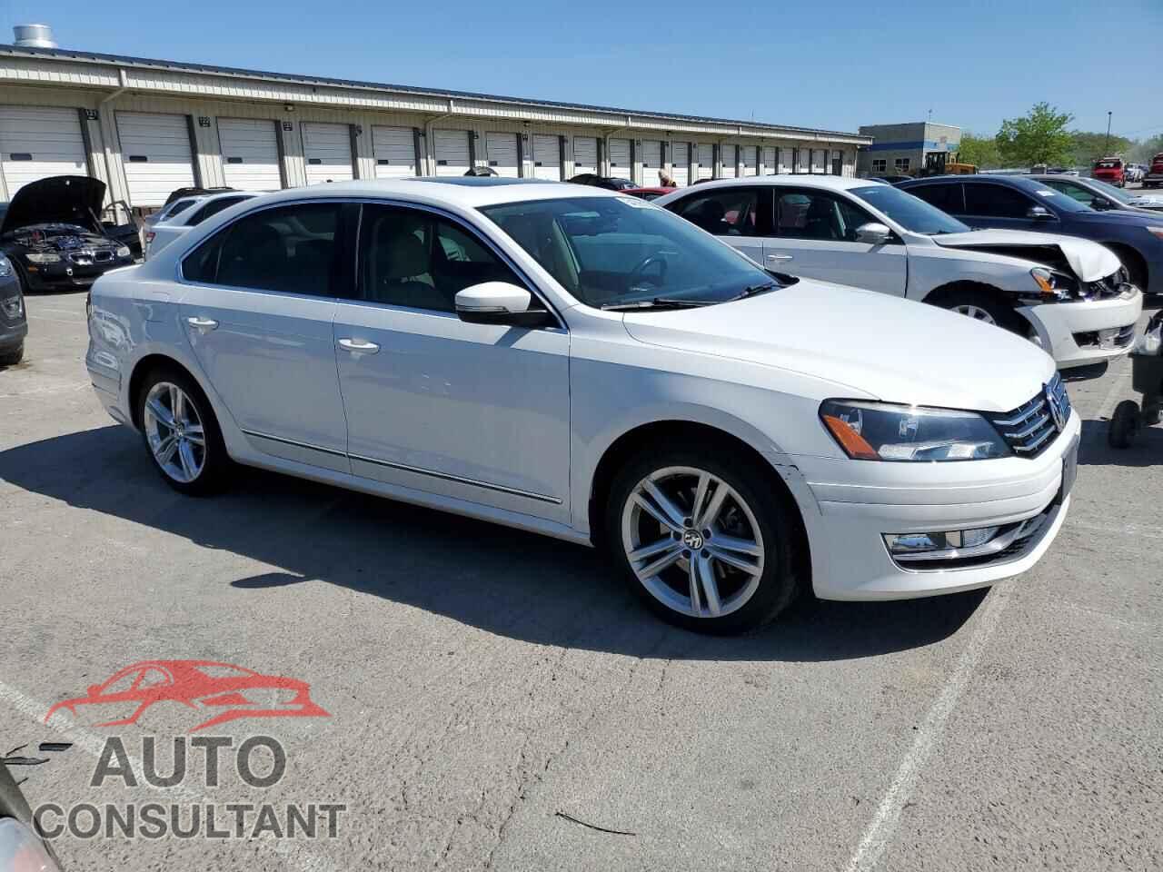VOLKSWAGEN PASSAT 2014 - 1VWCN7A30EC022793