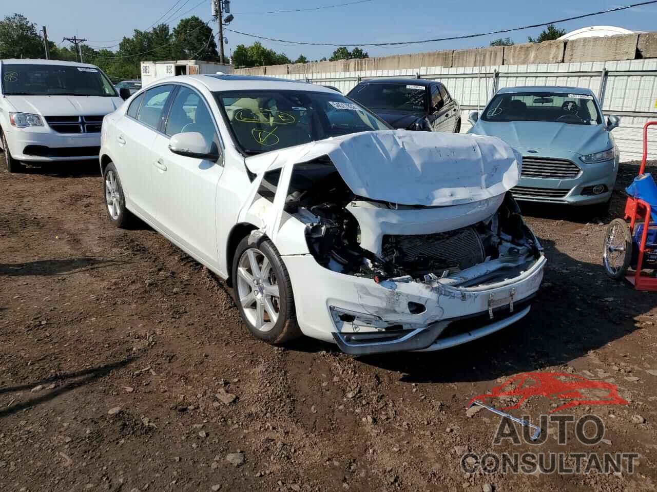 VOLVO S60 2016 - YV1612TK0G2395953