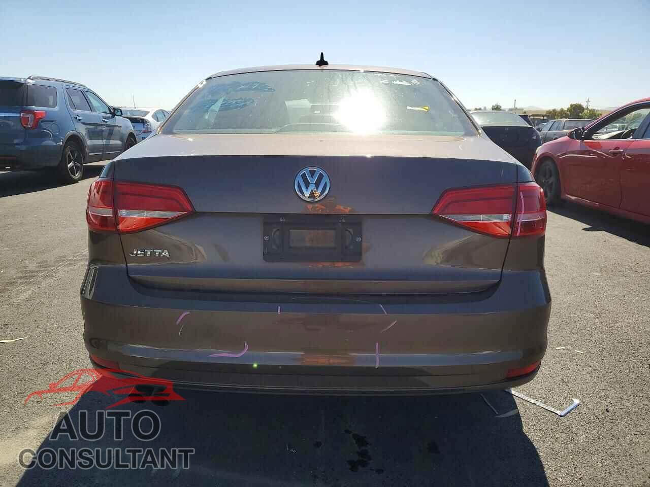 VOLKSWAGEN JETTA 2015 - 3VW1K7AJ3FM320186