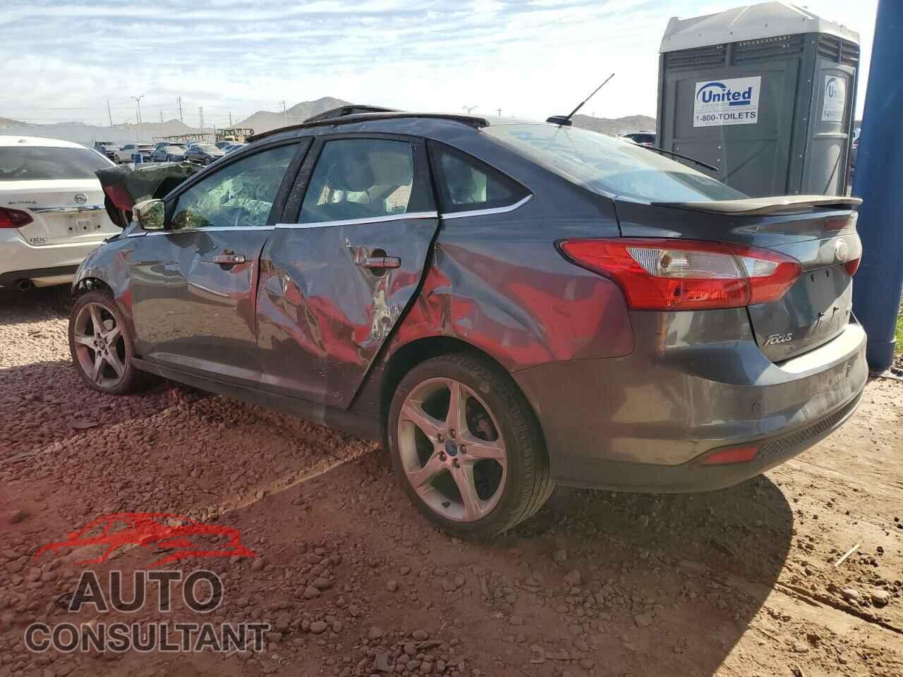 FORD FOCUS 2012 - 1FAHP3J21CL114551
