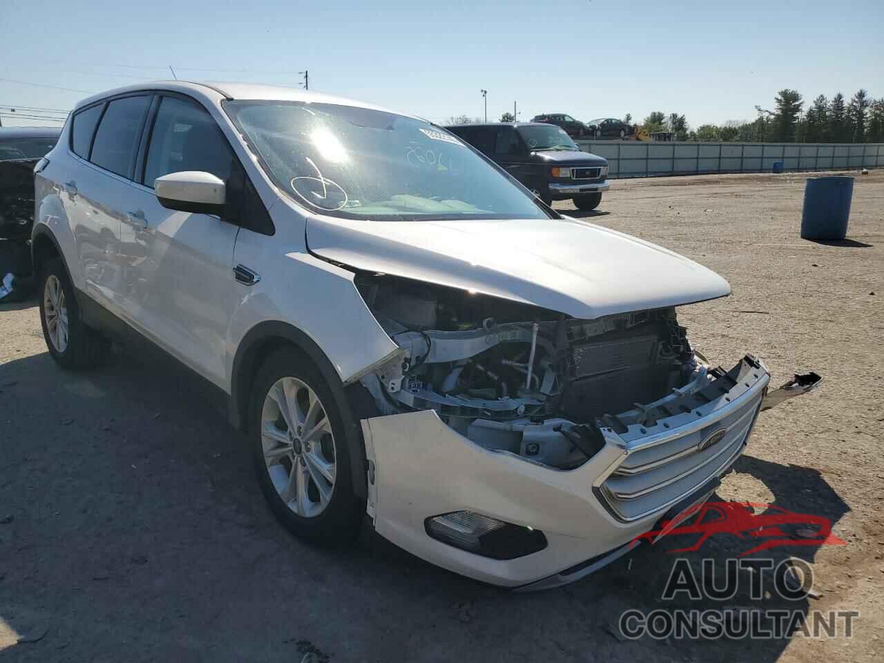FORD ESCAPE 2017 - 1FMCU0GD8HUE00169