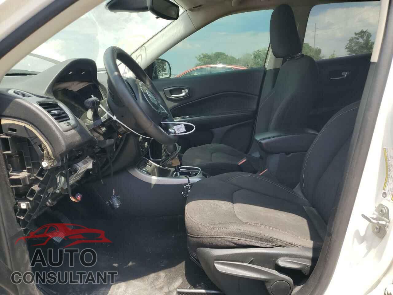 JEEP COMPASS 2020 - 3C4NJCAB2LT151255