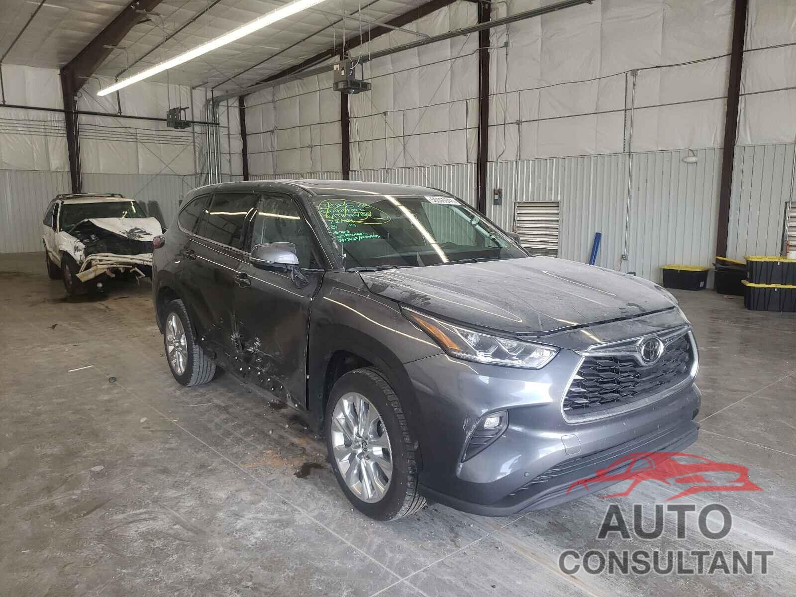 TOYOTA HIGHLANDER 2020 - 5TDYZRAHXLS019237