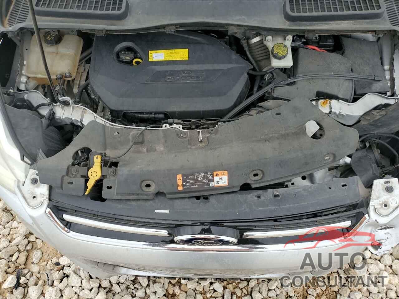 FORD ESCAPE 2015 - 1FMCU0JXXFUA77744