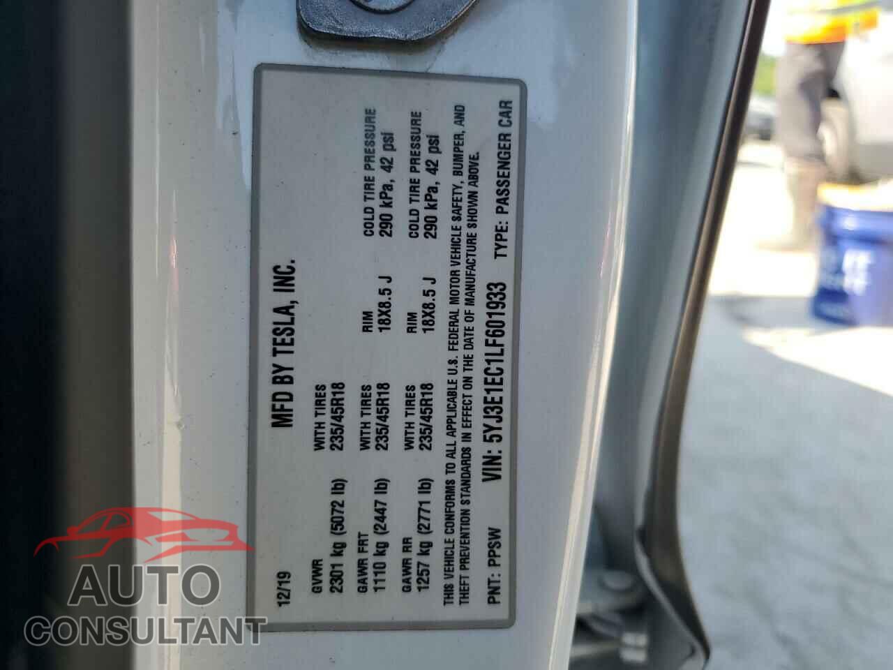 TESLA MODEL 3 2020 - 5YJ3E1EC1LF601933