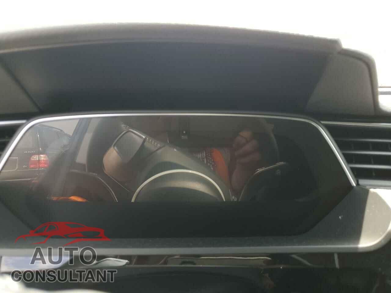 AUDI E-TRON 2021 - WA1LAAGE9MB030040