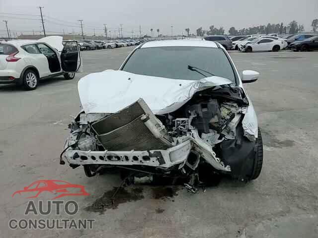 FORD FOCUS 2017 - WF0DP3TH3H4124880