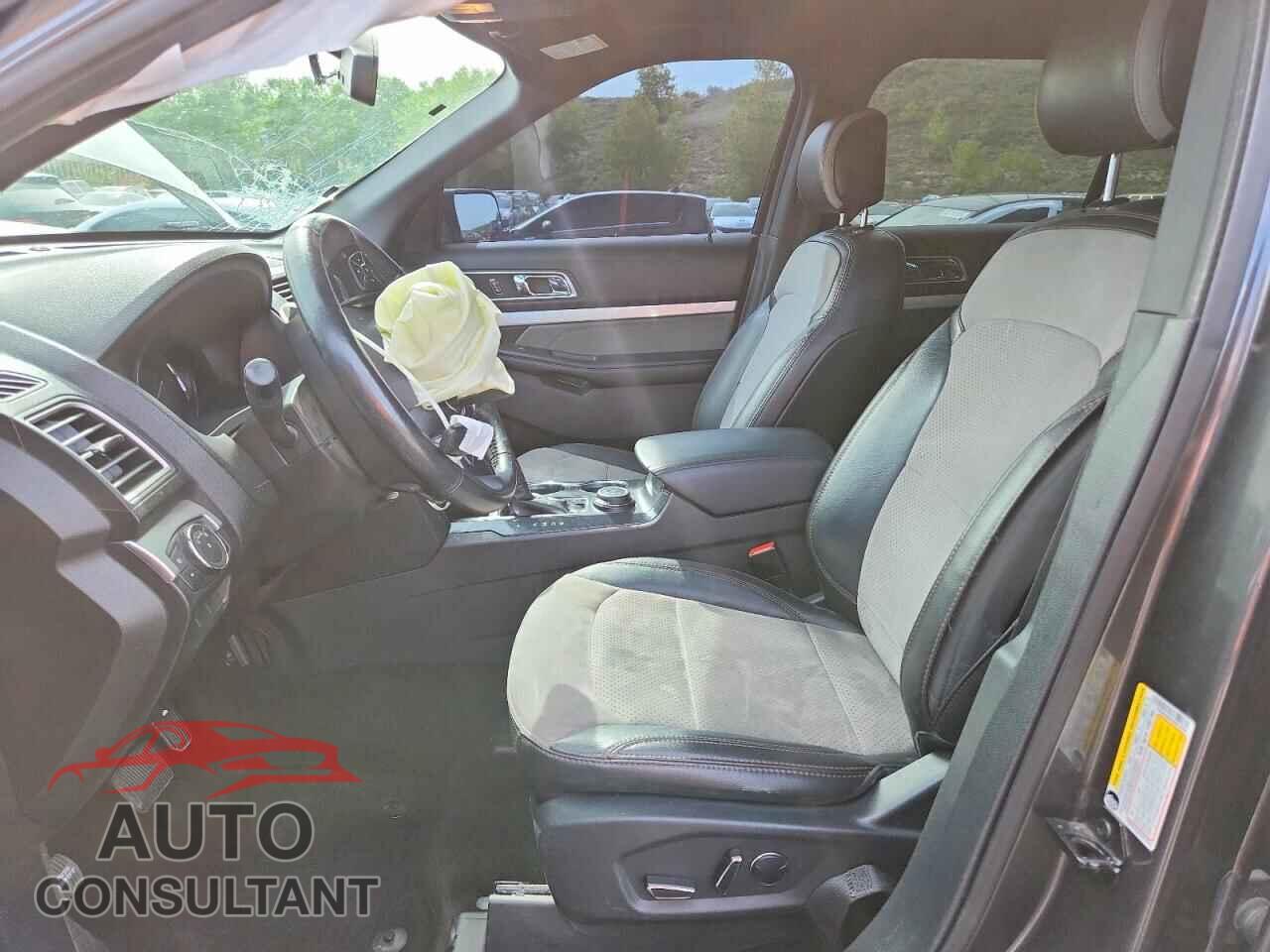 FORD EXPLORER 2017 - 1FM5K8D81HGD74310
