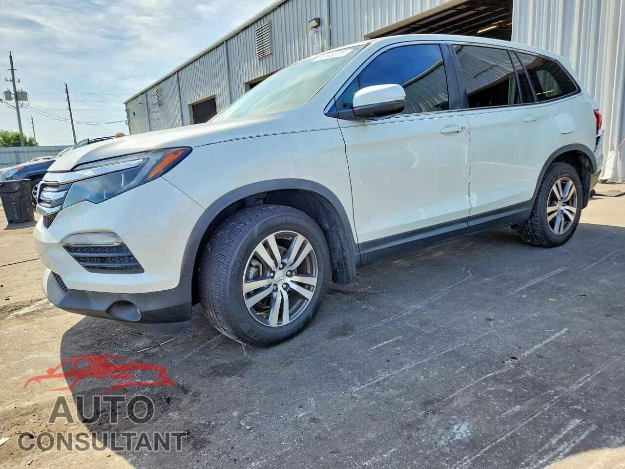 HONDA PILOT 2017 - 5FNYF5H58HB025644