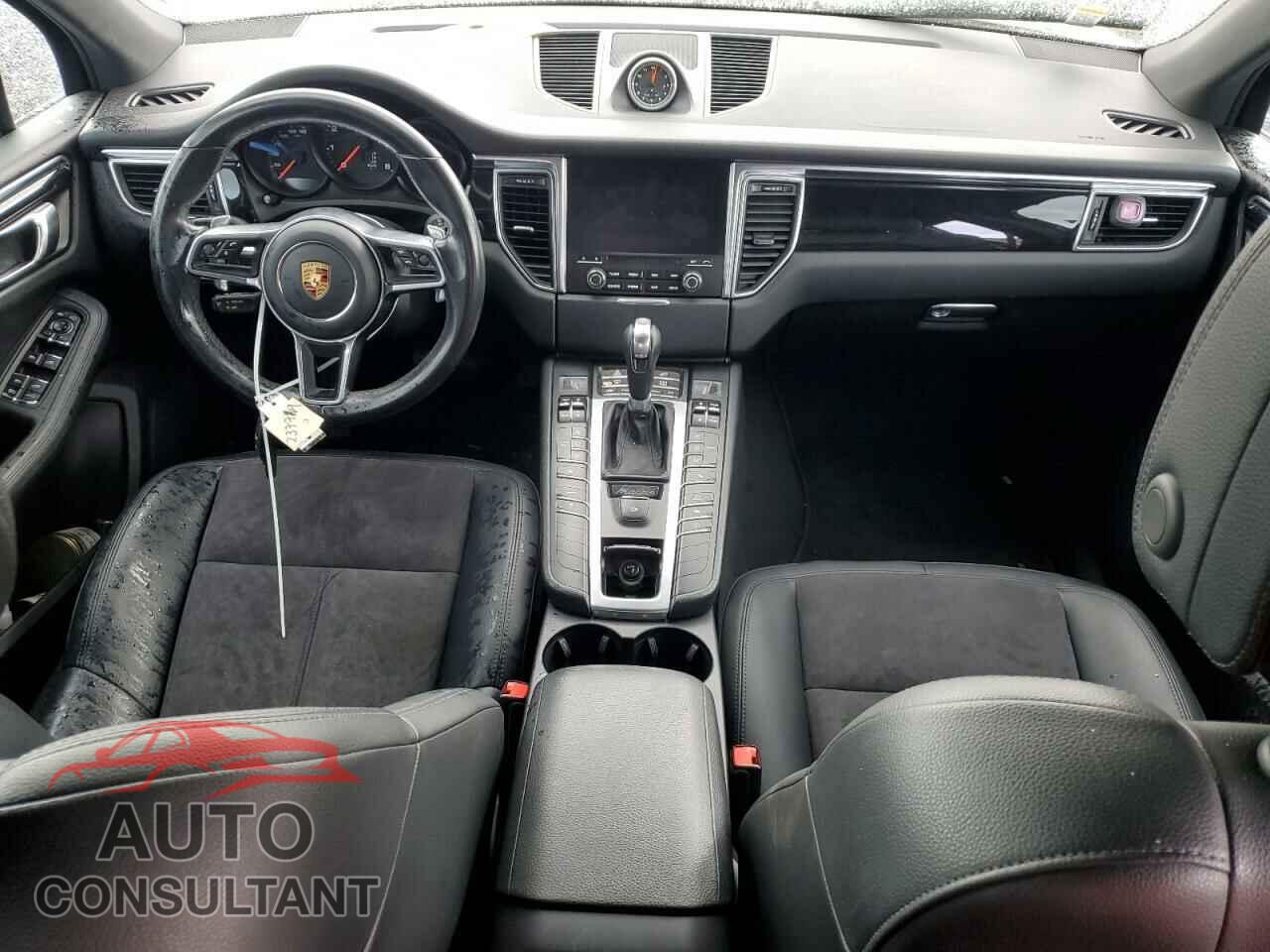 PORSCHE MACAN 2017 - WP1AA2A58HLB82658