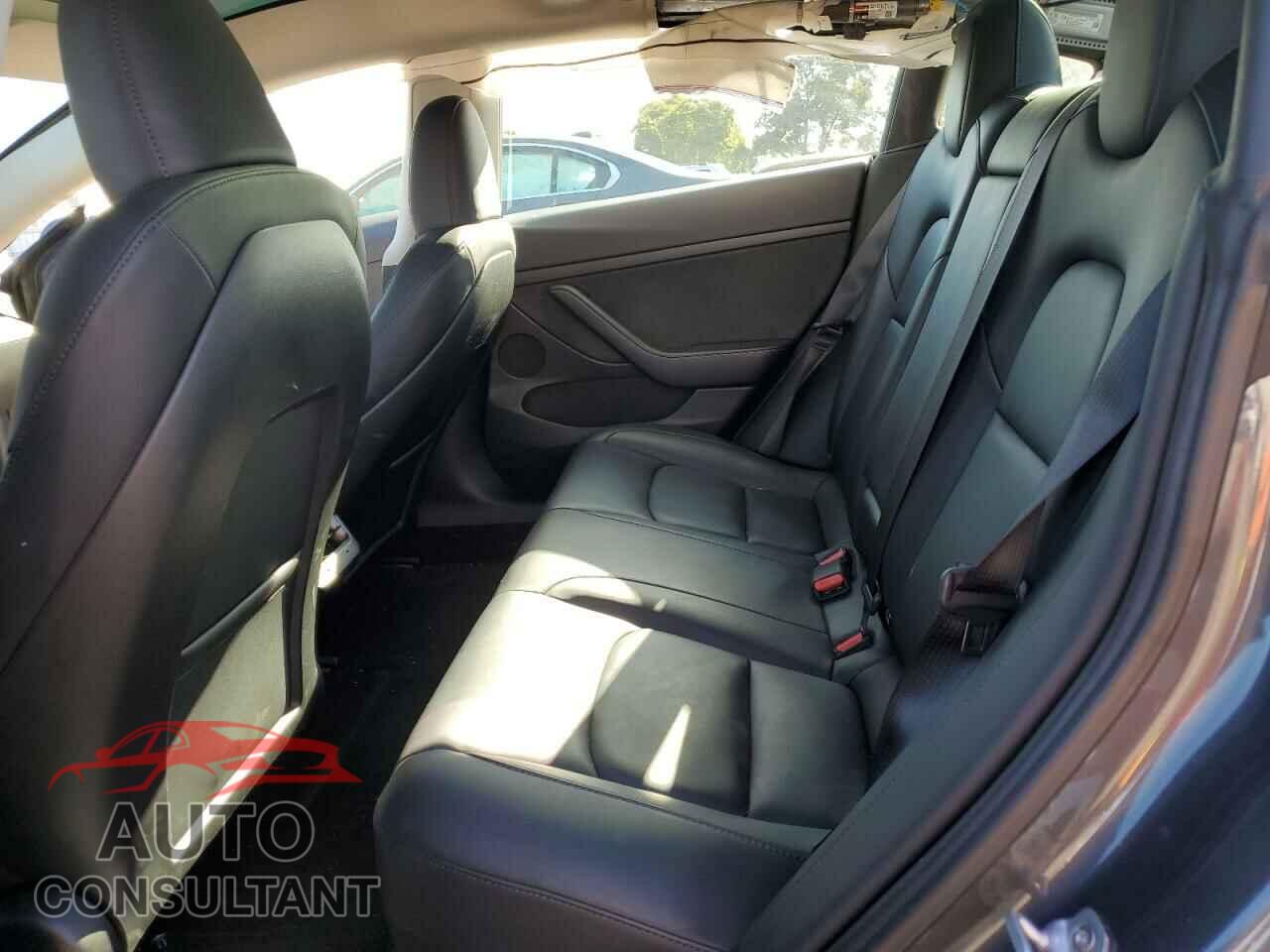 TESLA MODEL 3 2023 - 5YJ3E1EA6PF681833