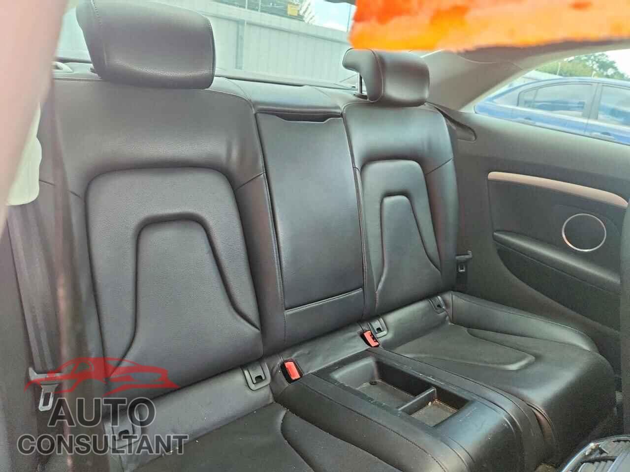 AUDI A5 2013 - WAULFAFR1DA001064