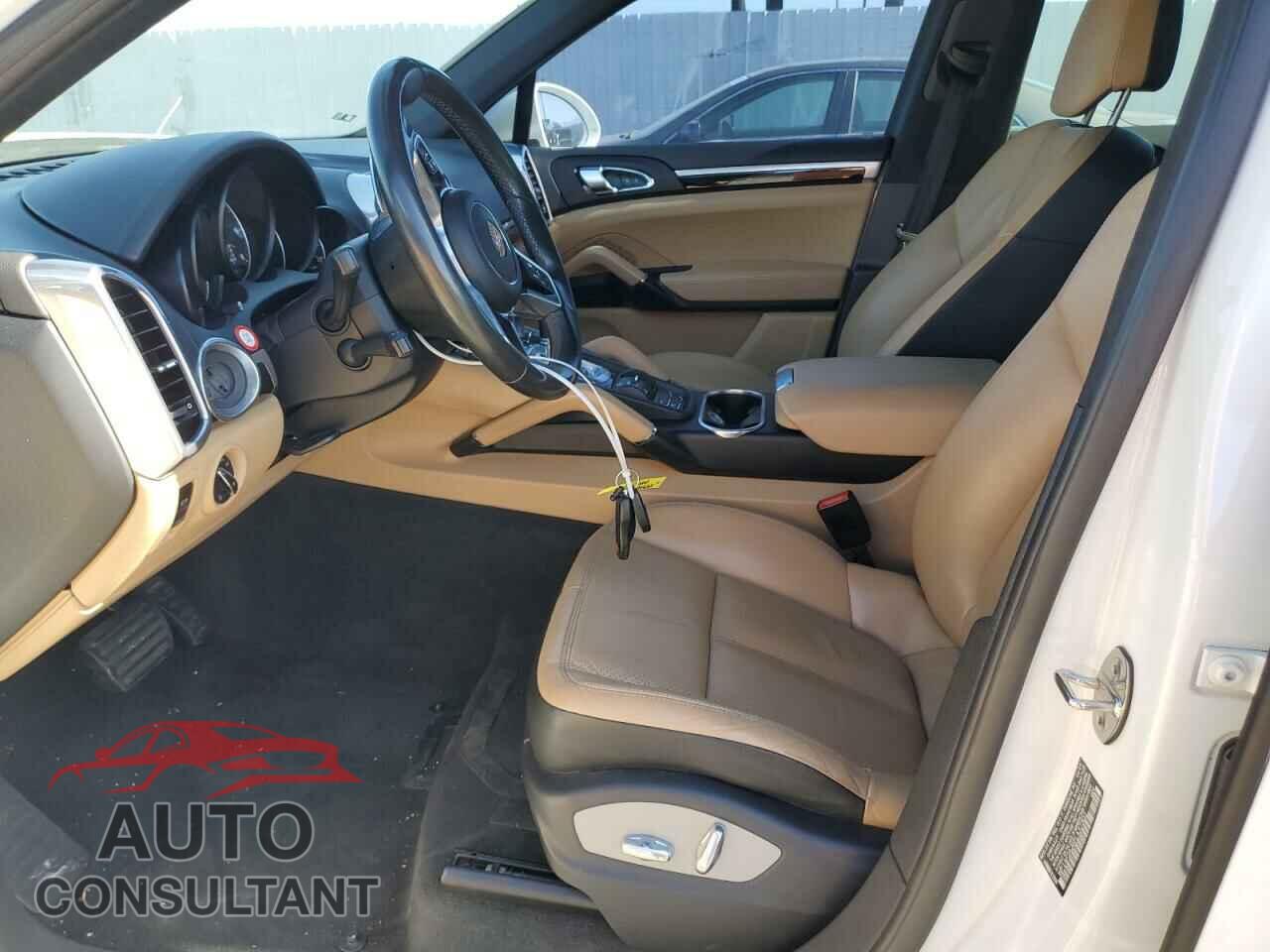 PORSCHE CAYENNE 2015 - WP1AF2A26FLA37302