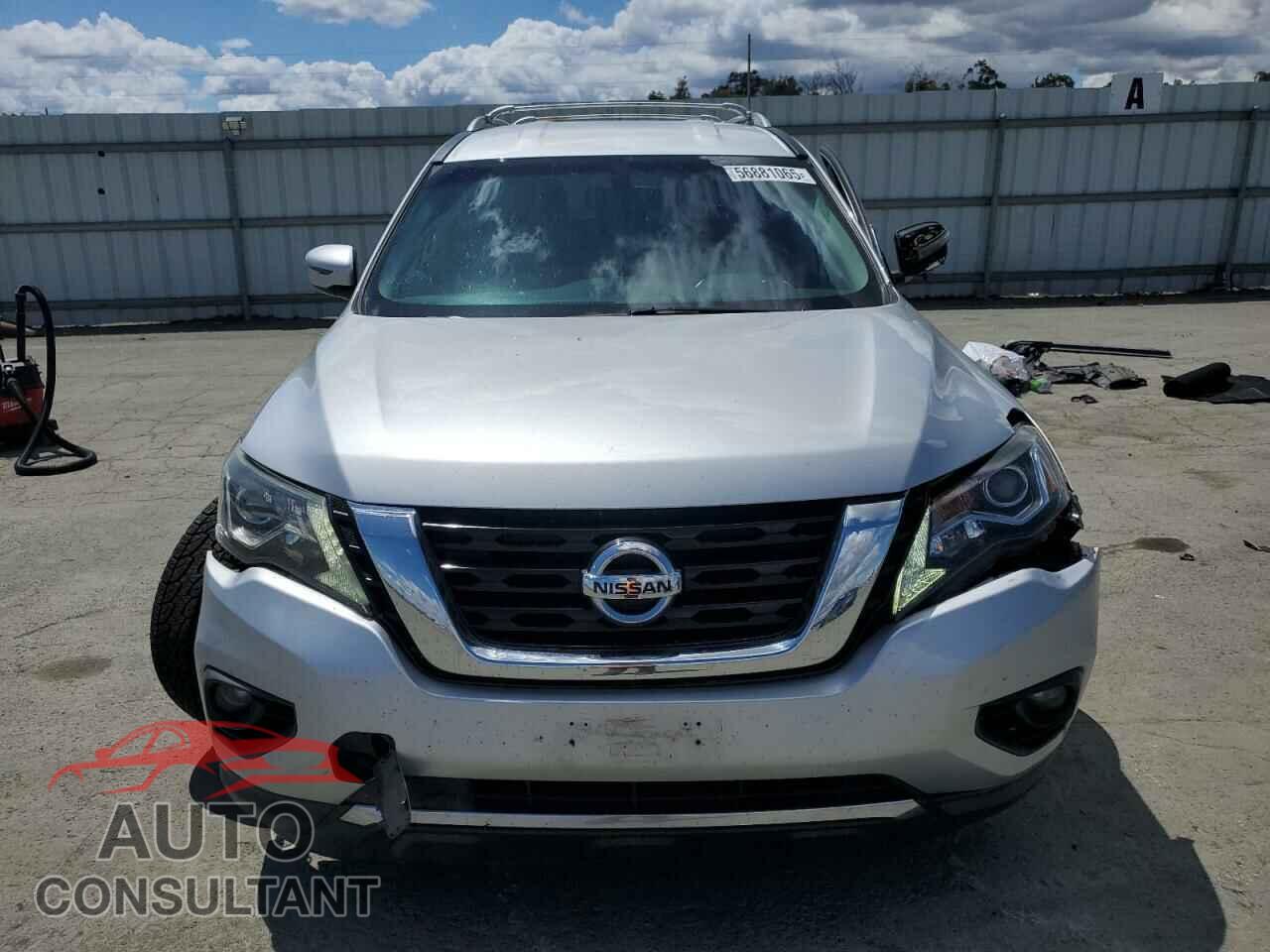 NISSAN PATHFINDER 2017 - 5N1DR2MM8HC637076