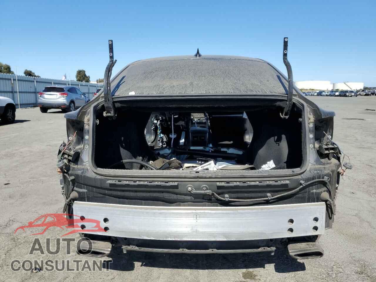 LEXUS IS 2017 - JTHBE1D22H5030657