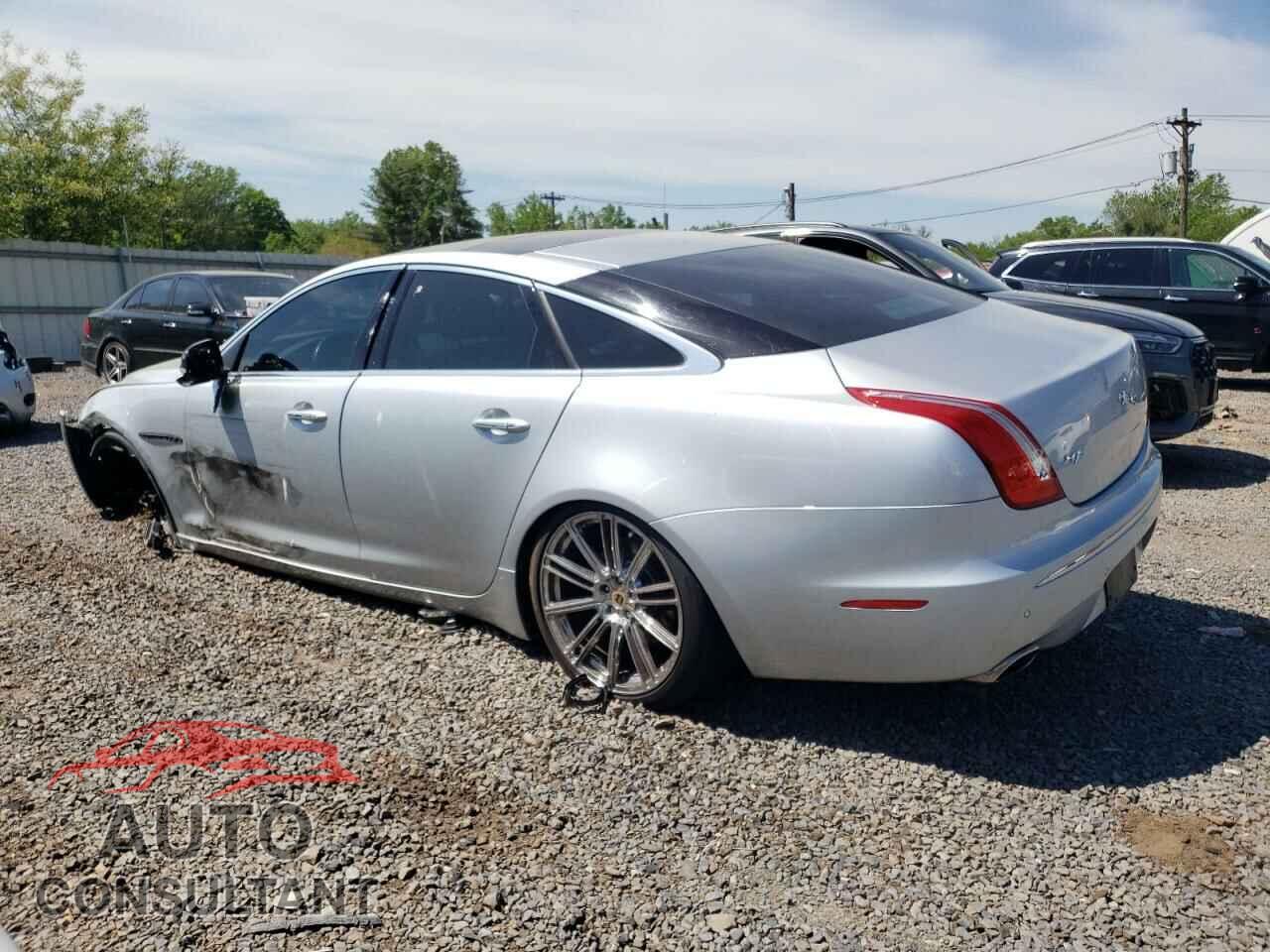 JAGUAR XJ 2011 - SAJWA1CB7BLV16207