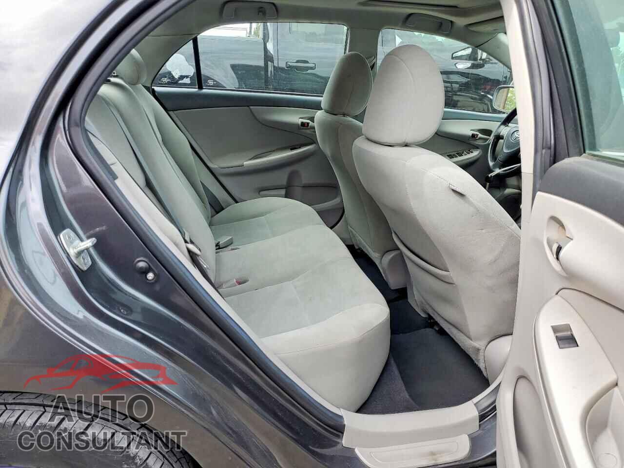 TOYOTA COROLLA 2013 - 2T1BU4EE6DC016434