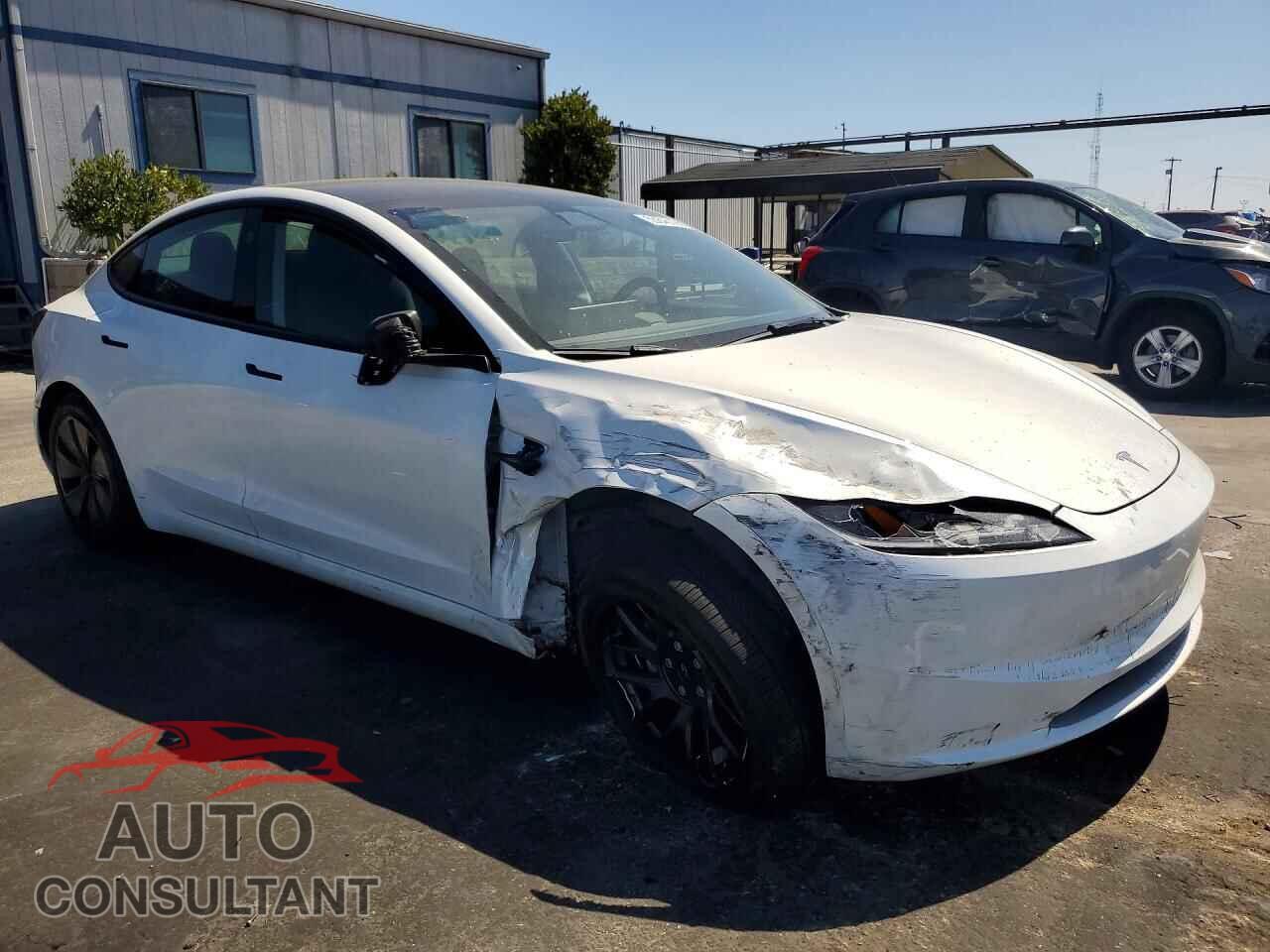 TESLA MODEL 3 2024 - 5YJ3E1EA7RF737975