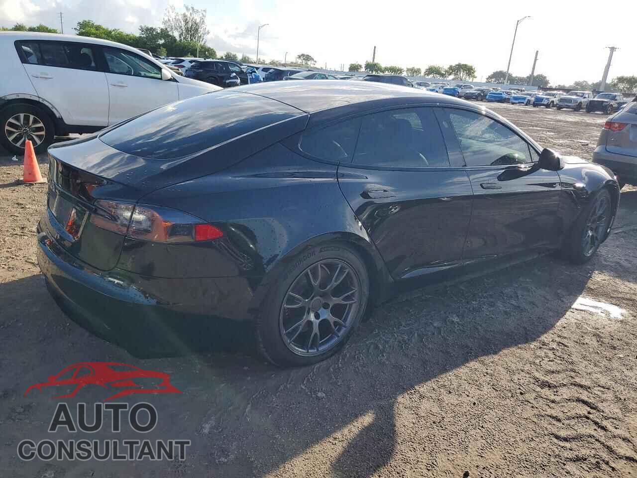 TESLA MODEL S 2021 - 5YJSA1E58MF430351