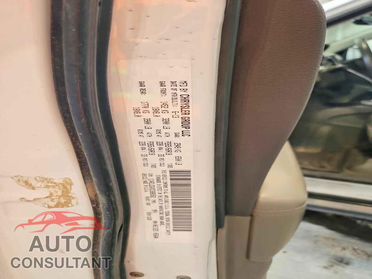DODGE DURANGO 2013 - 1C4RDJDGXDC686562