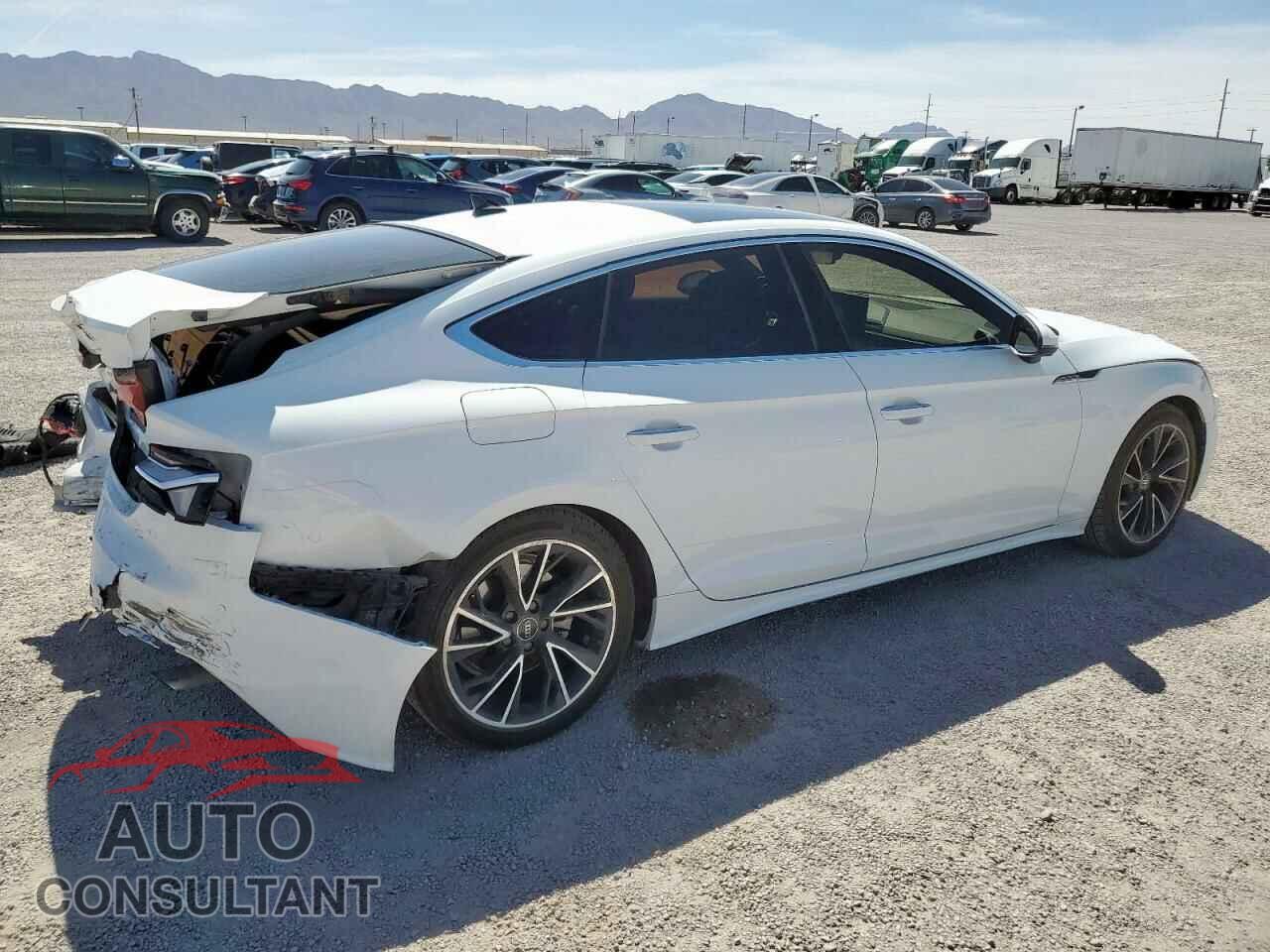 AUDI A5 2021 - WAUCBCF52MA025975
