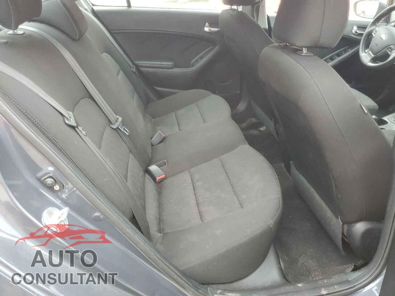 KIA FORTE 2016 - KNAFK4A6XG5564070
