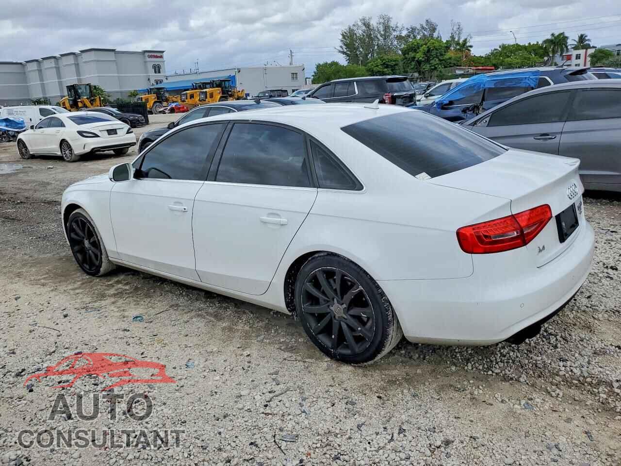 AUDI A4 2013 - WAUFFAFL0DN006144