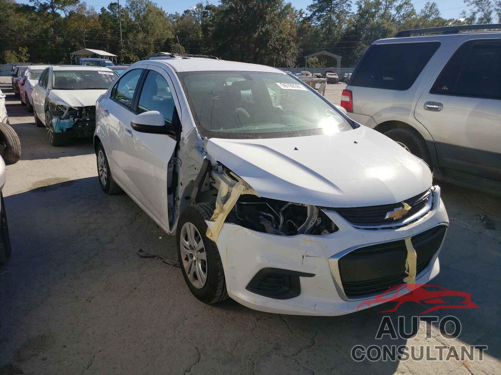 CHEVROLET SONIC 2019 - 1G1JB5SB5K4100755