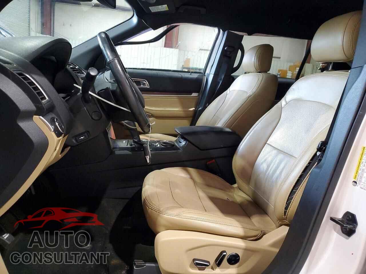 FORD EXPLORER 2017 - 1FM5K7F81HGE22931