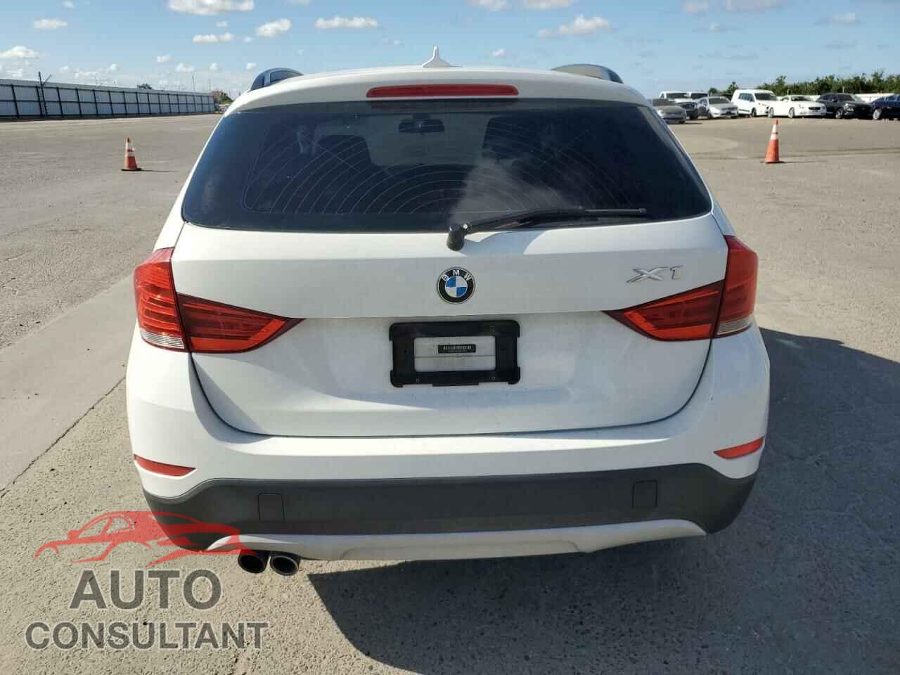 BMW X1 2014 - WBAVM1C53EVW51203