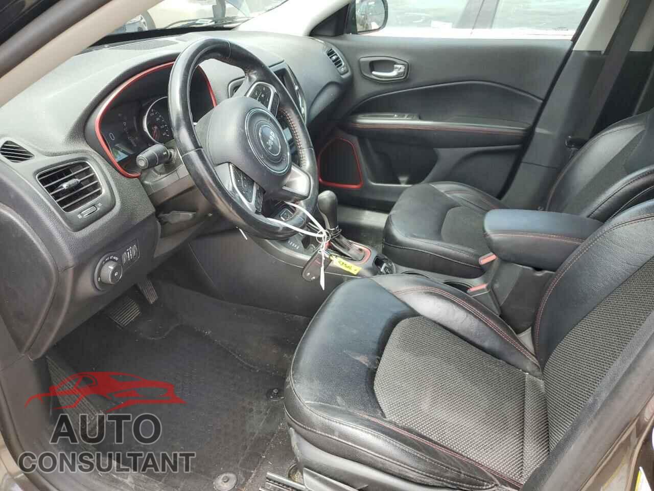 JEEP COMPASS 2019 - 3C4NJDDB2KT618254