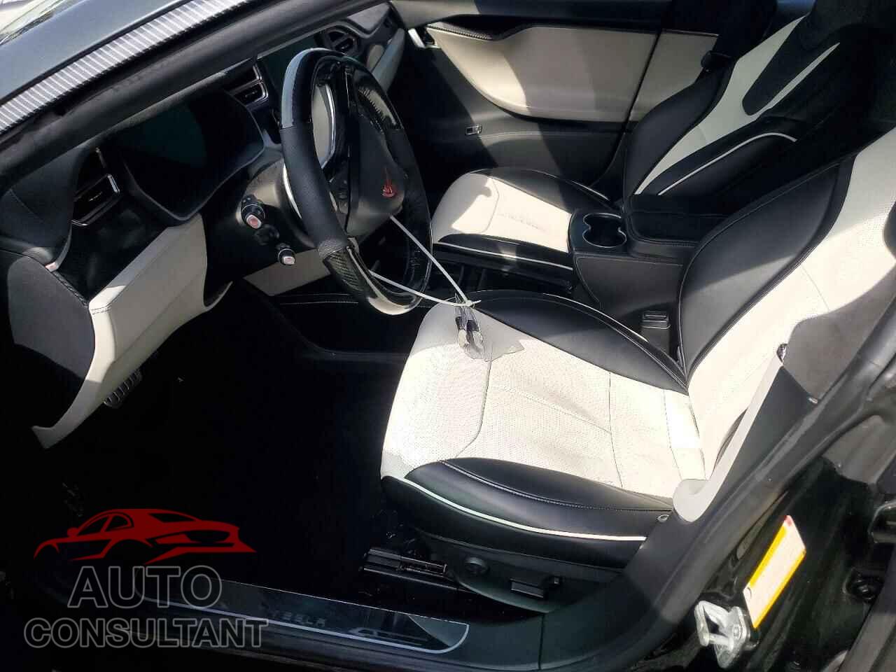TESLA MODEL S 2015 - 5YJSA4H20FFP75444